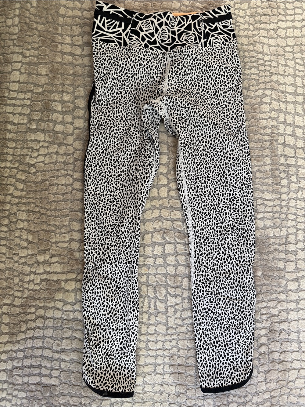 lululemon athletica Black & White Abstract Print Leggings